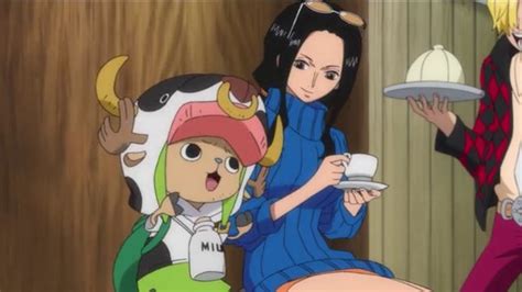 naked robin|Nico Robin teasing Chopper